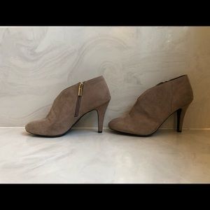Tan Suede Heart Heels
